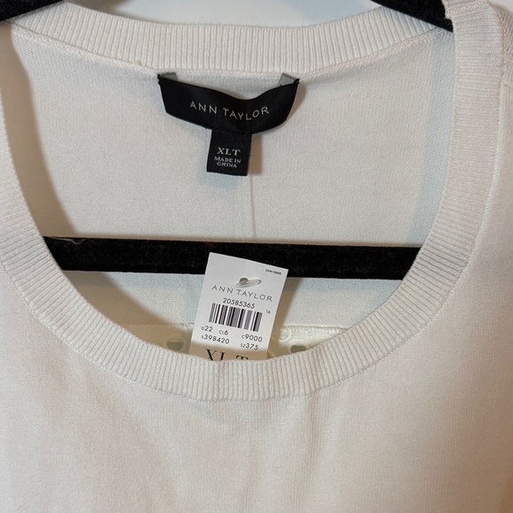NWT Ann Taylor White Short Sleeve Sweater Eyelet Detail on back Size XL Tall - Picture 3 of 7